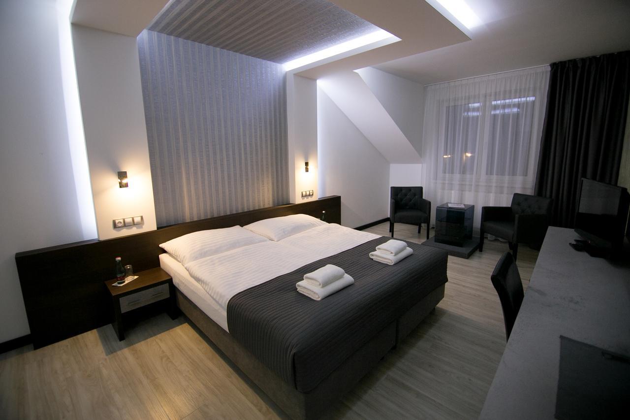 Hotel U Kostela Модржице Екстер'єр фото