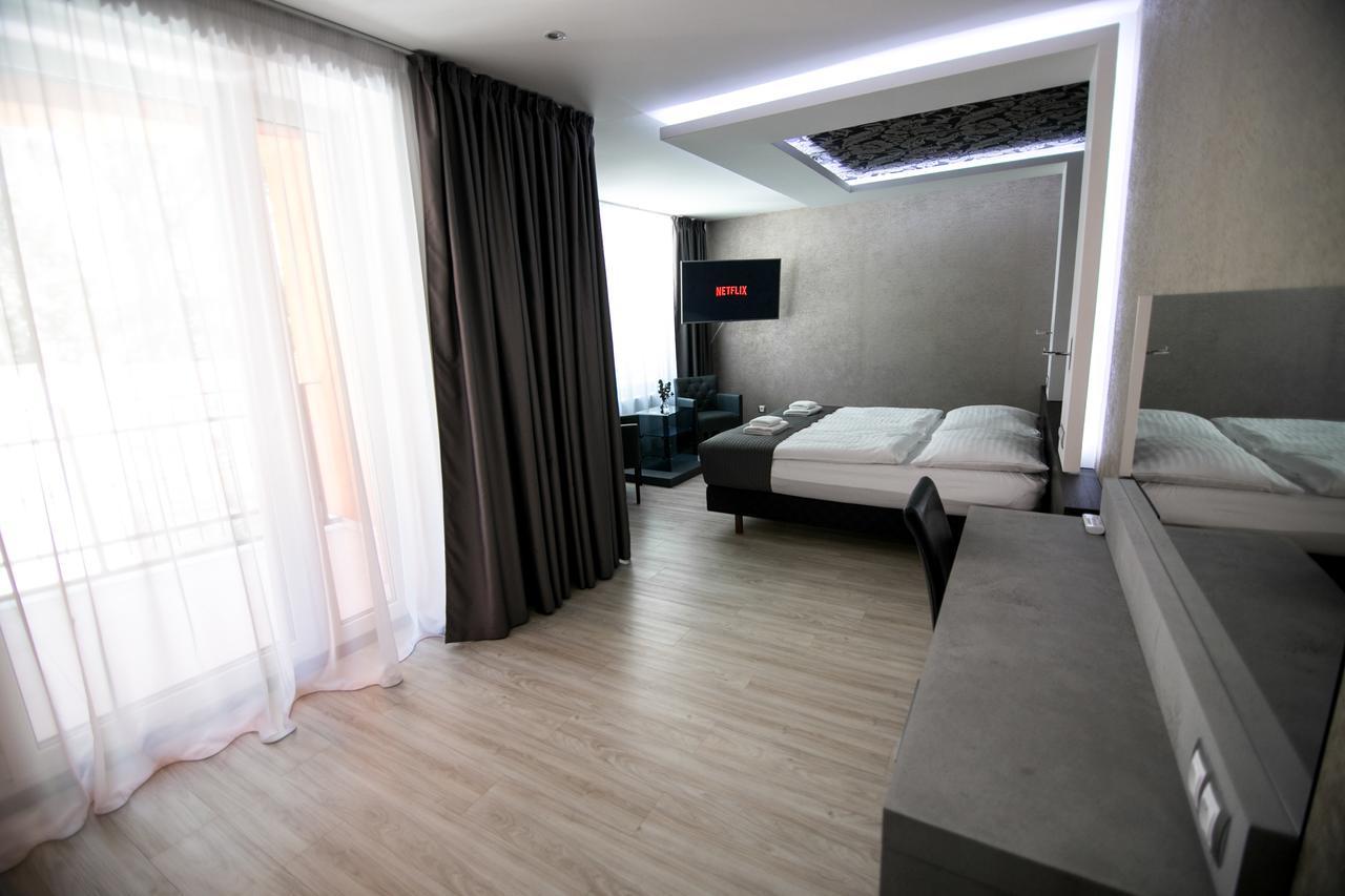 Hotel U Kostela Модржице Екстер'єр фото
