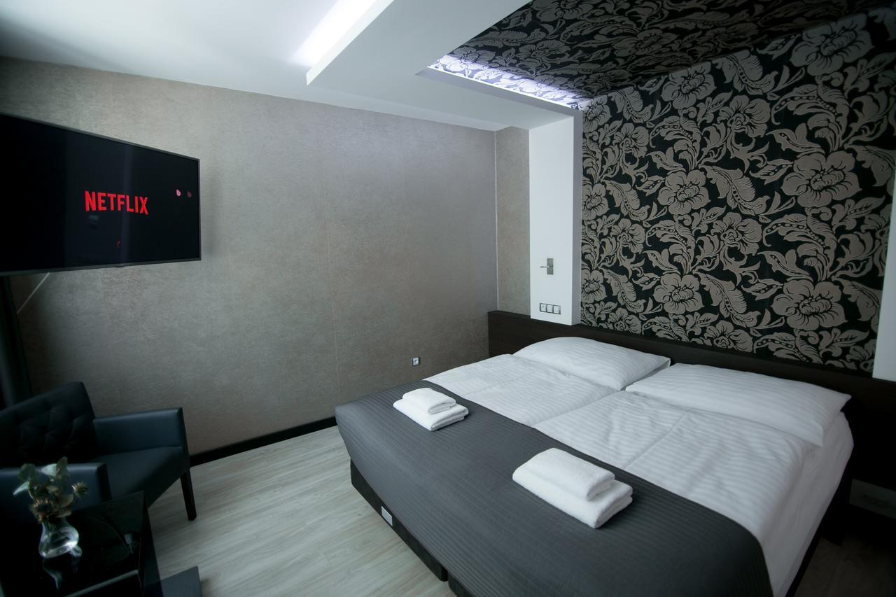 Hotel U Kostela Модржице Екстер'єр фото
